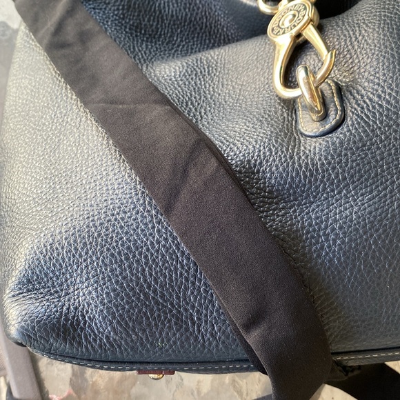 Dooney & Bourke Belvedere Logo Lock Pebbled Leather Bucket Bag - Picture 17 of 17